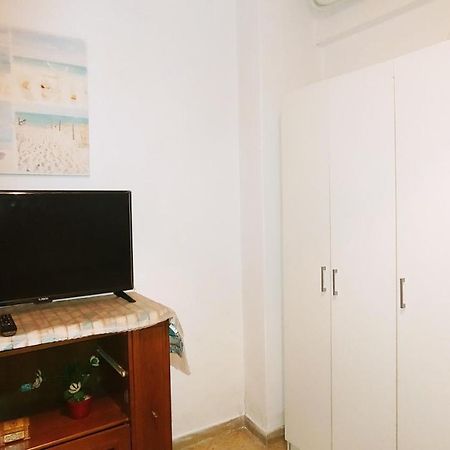 Lägenhet på 32 m² i Pagrati, med 1 sovrum och 1 badrum  Aten Exteriör bild