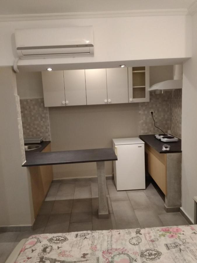 Lägenhet på 32 m² i Pagrati, med 1 sovrum och 1 badrum  Aten Exteriör bild