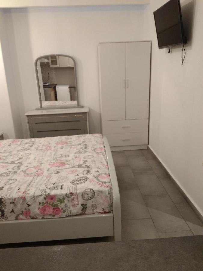 Lägenhet på 32 m² i Pagrati, med 1 sovrum och 1 badrum  Aten Exteriör bild